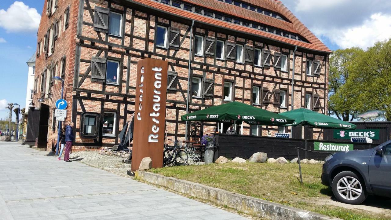 Ferienhaus Storchenweg Mahlzow Екстериор снимка