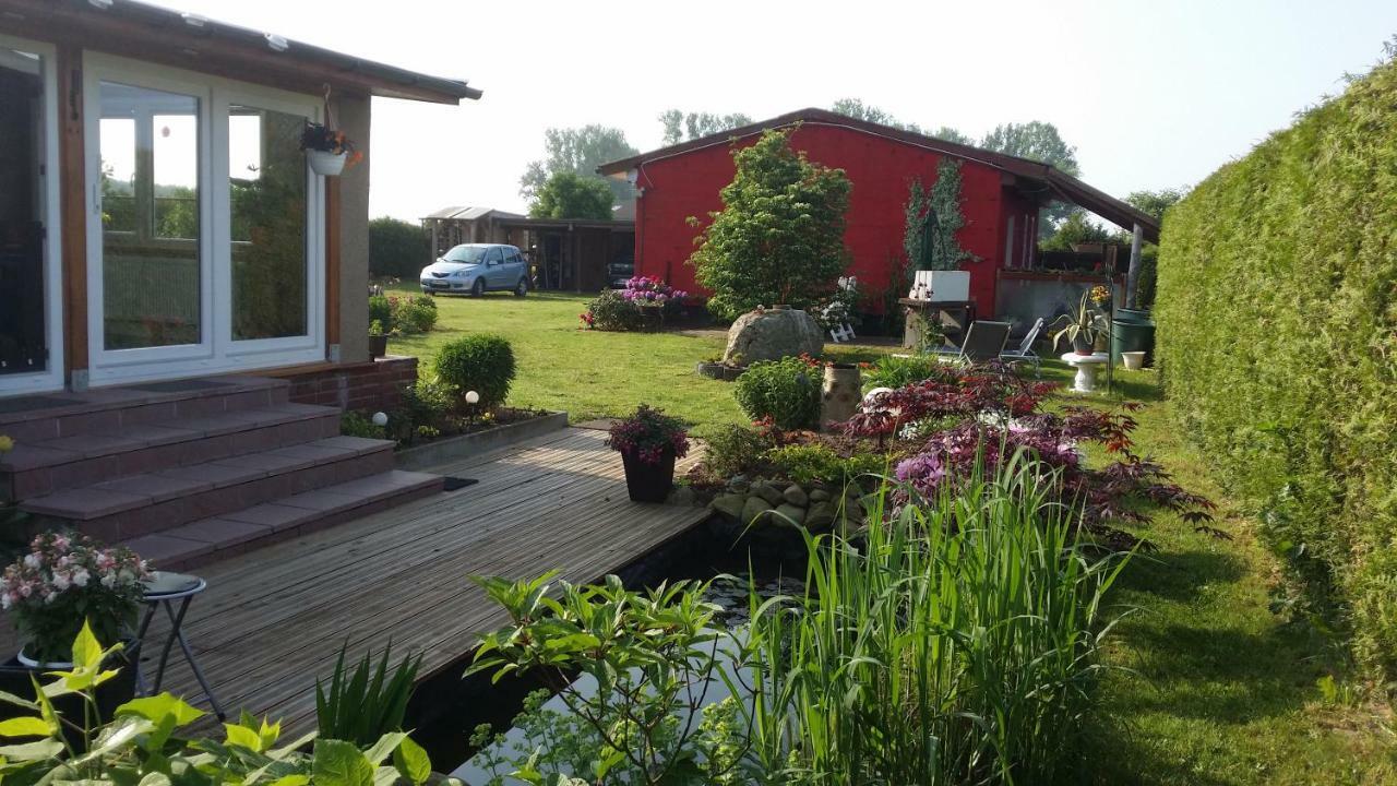 Ferienhaus Storchenweg Mahlzow Екстериор снимка